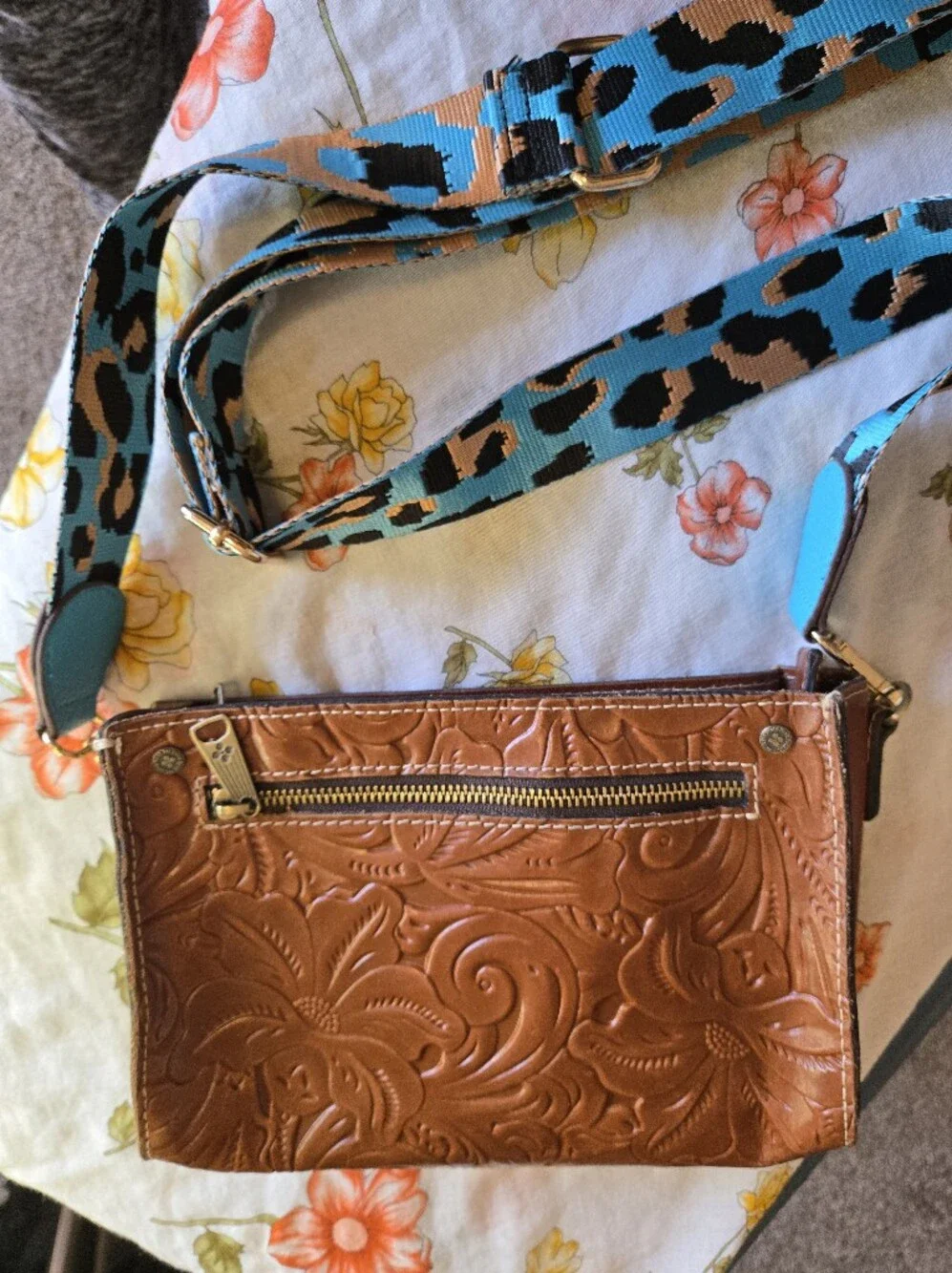 Patricia Nash Tooled Bag With Crossbody Detachable and Adjustable Strap